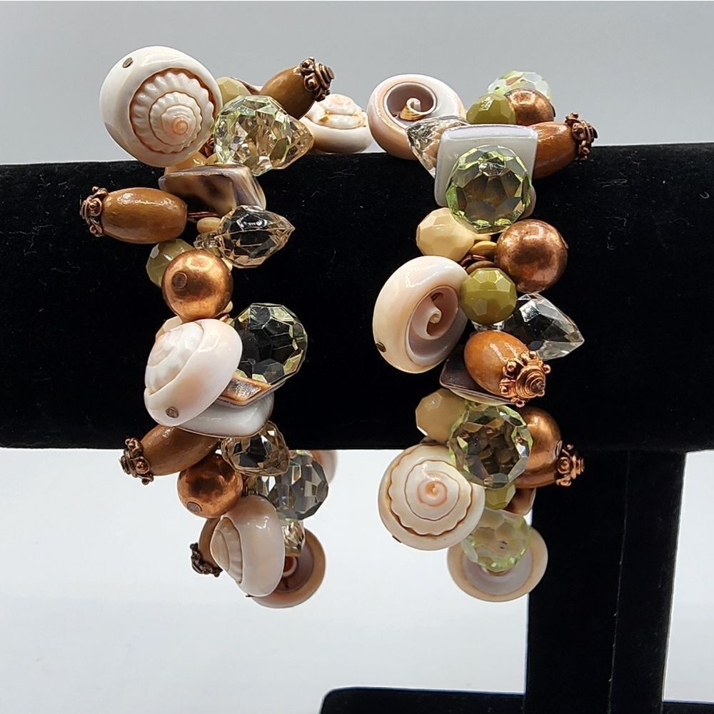 Set of 2 beaded seashell bracelets